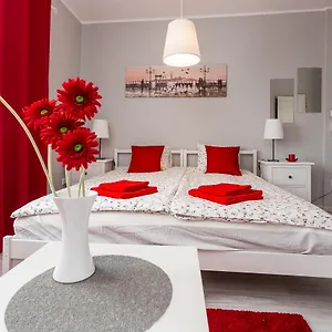 Grey House Hostel Breslau